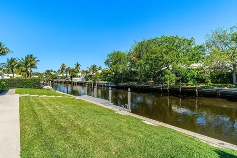 976 Sw Mulberry Way Boca Raton FL 33486