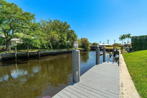 976 Sw Mulberry Way Boca Raton FL 33486