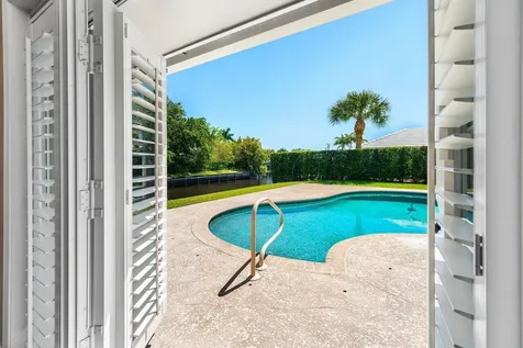 976 Sw Mulberry Way Boca Raton FL 33486