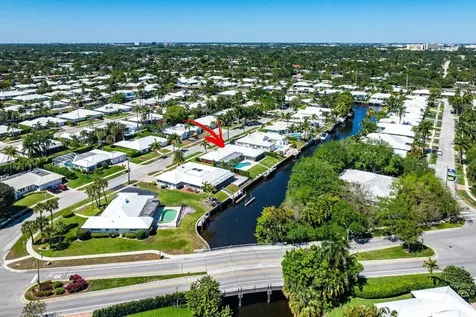 976 Sw Mulberry Way Boca Raton FL 33486