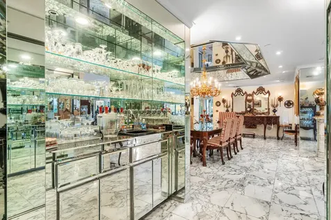 150 Bradley Place Palm Beach FL 33480
