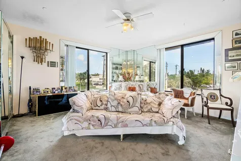 150 Bradley Place Palm Beach FL 33480