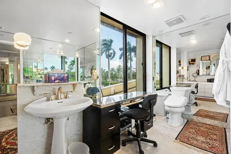 150 Bradley Place Palm Beach FL 33480