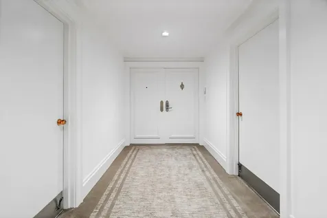 150 Bradley Place Palm Beach FL 33480