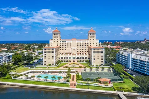 150 Bradley Place Palm Beach FL 33480