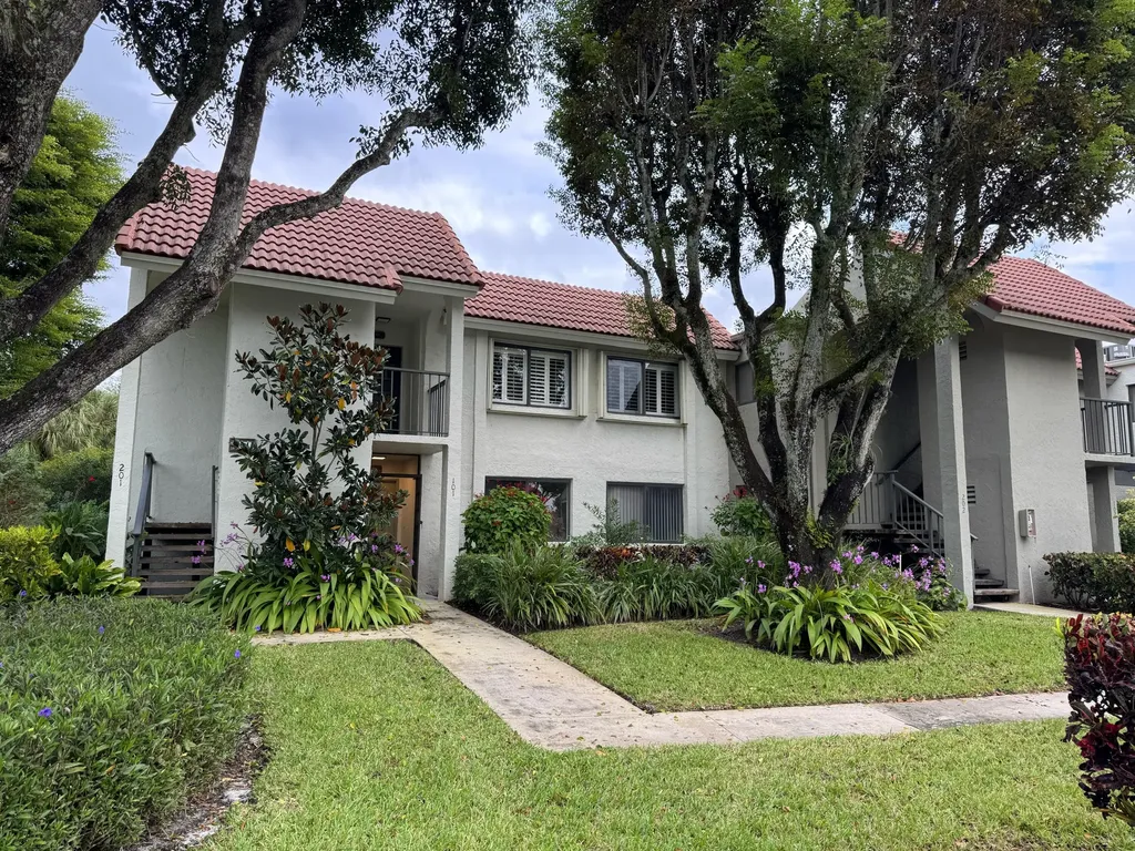 5750 Fairway Park Court Boynton Beach FL 33437