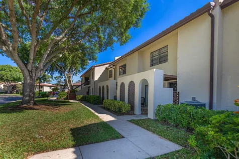 21864 Arriba Real Boca Raton FL 33433