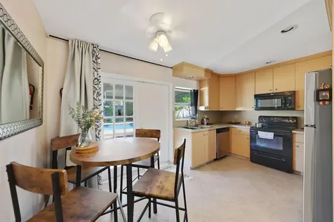 411 Sw 2nd Street Boca Raton FL 33432