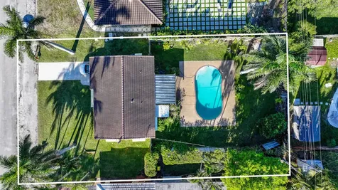 411 Sw 2nd Street Boca Raton FL 33432