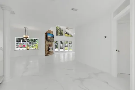 23213 Boca Club Colony Circle Boca Raton FL 33433