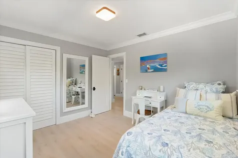 370 Ne 32nd Street Boca Raton FL 33431