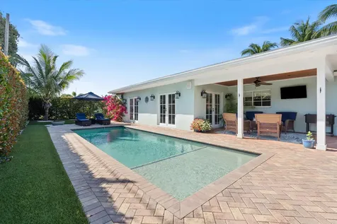 370 Ne 32nd Street Boca Raton FL 33431