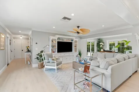 370 Ne 32nd Street Boca Raton FL 33431