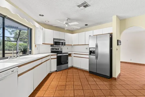 3093 Nw 28th Terrace Boca Raton FL 33434