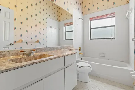 3093 Nw 28th Terrace Boca Raton FL 33434