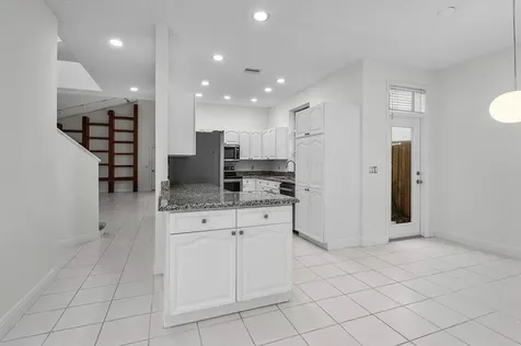 6674 Nw 25th Avenue Boca Raton FL 33496