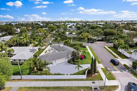 235 Worth Court West Palm Beach FL 33405