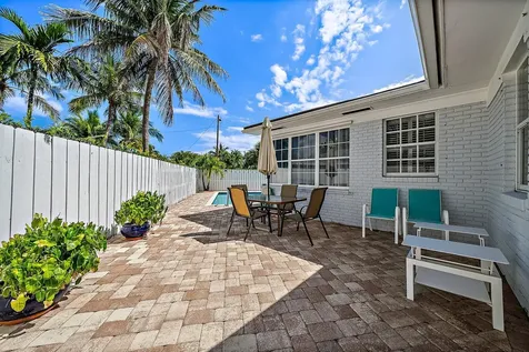 235 Worth Court West Palm Beach FL 33405