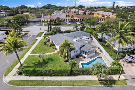 235 Worth Court West Palm Beach FL 33405