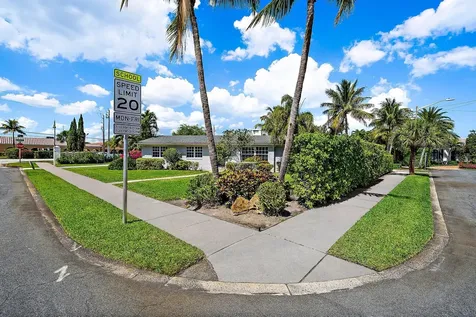 235 Worth Court West Palm Beach FL 33405