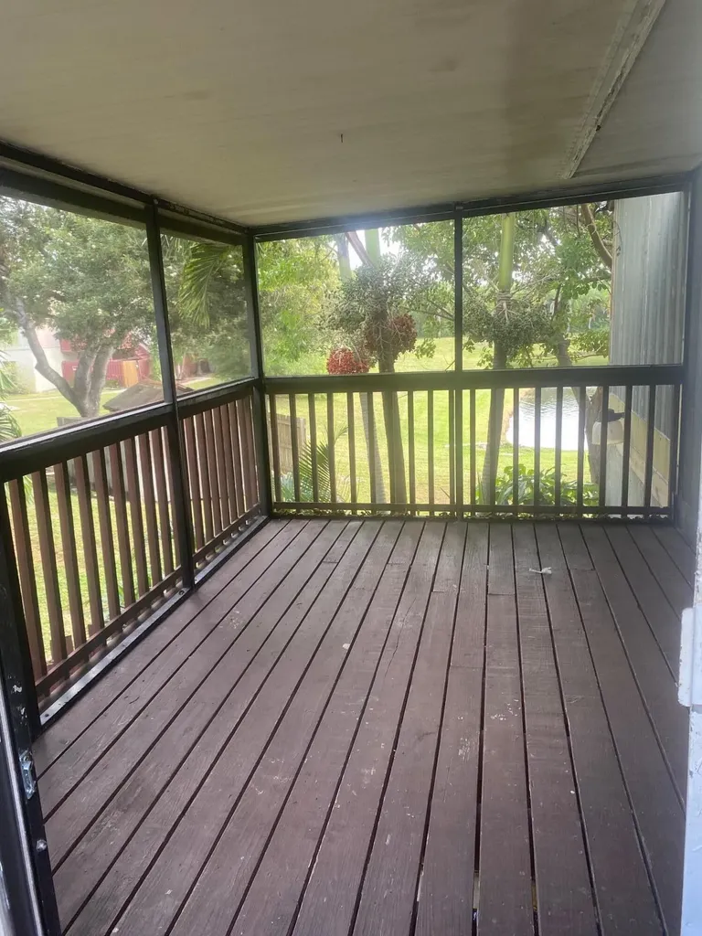 16 Crossings Circle Boynton Beach FL 33435