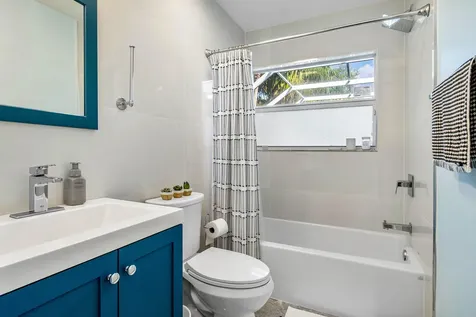 10727 Avenida Santa Ana Boca Raton FL 33498