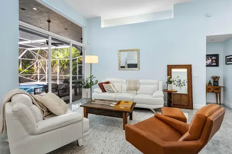 10727 Avenida Santa Ana Boca Raton FL 33498