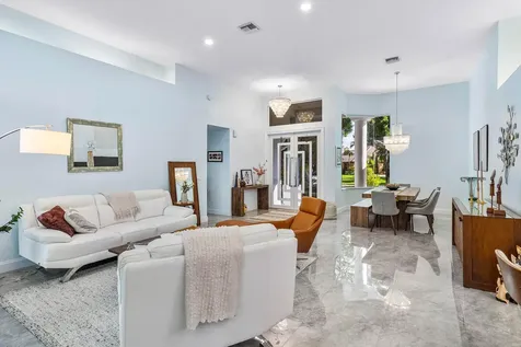 10727 Avenida Santa Ana Boca Raton FL 33498