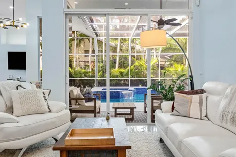 10727 Avenida Santa Ana Boca Raton FL 33498