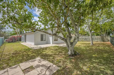 8403 Garden Gate Place Boca Raton FL 33433