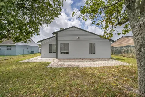 8403 Garden Gate Place Boca Raton FL 33433