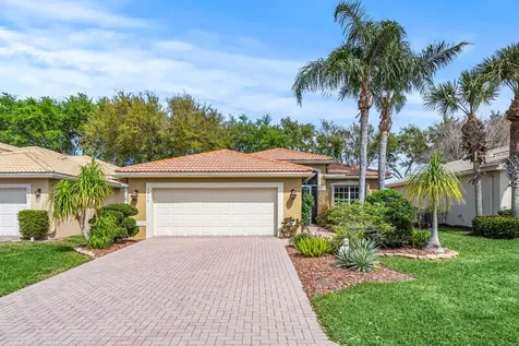 7413 Forest Park Way Boynton Beach FL 33437