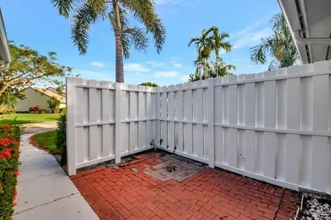 12233 Country Greens Boulevard Boynton Beach FL 33437