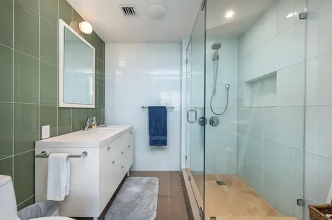 400 Alton Road Miami Beach FL 33139