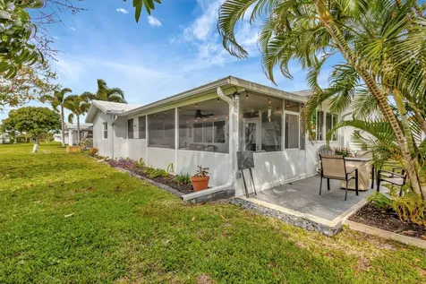 1504 Sw 22nd Avenue Boynton Beach FL 33426