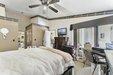 18421 Via Di Verona Boca Raton FL 33496