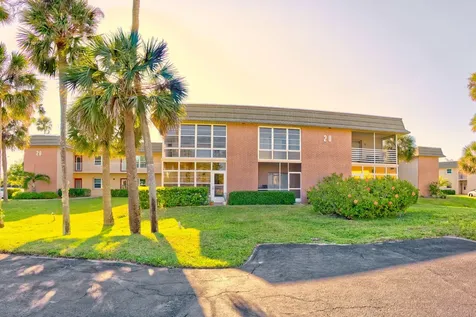 20 Vista Gardens Trail Vero Beach FL 32962
