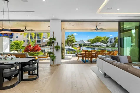 772 Glouchester Street Boca Raton FL 33487