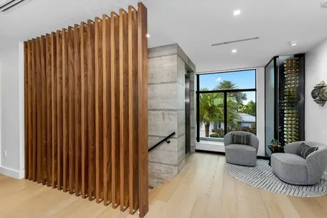 772 Glouchester Street Boca Raton FL 33487