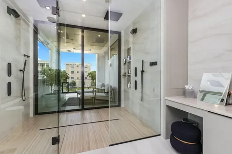 772 Glouchester Street Boca Raton FL 33487