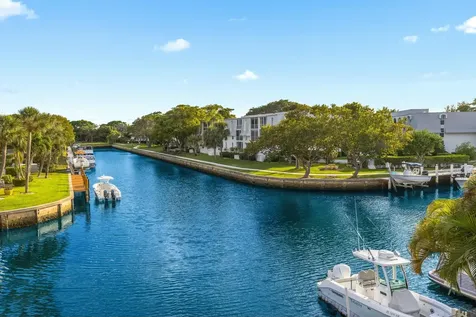 772 Glouchester Street Boca Raton FL 33487