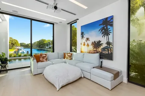 772 Glouchester Street Boca Raton FL 33487