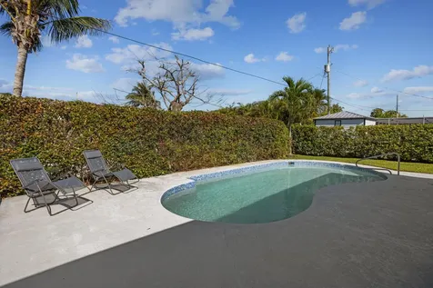2591 Sw 11th Street Boynton Beach FL 33426
