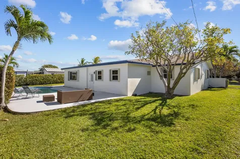 2591 Sw 11th Street Boynton Beach FL 33426