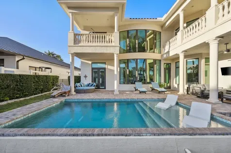 720 Ne 69th Street Boca Raton FL 33487