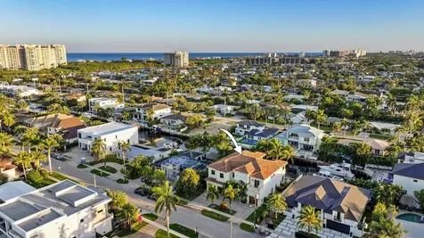 720 Ne 69th Street Boca Raton FL 33487