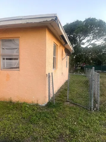 2522 Nw 3rd Street Pompano Beach FL 33069