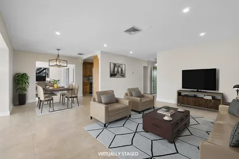 362 Yorktowne Circle Atlantis FL 33462