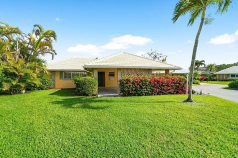 362 Yorktowne Circle Atlantis FL 33462