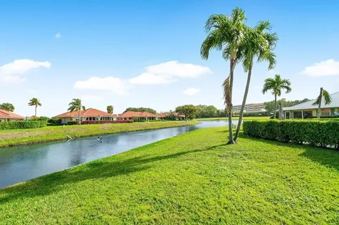 362 Yorktowne Circle Atlantis FL 33462